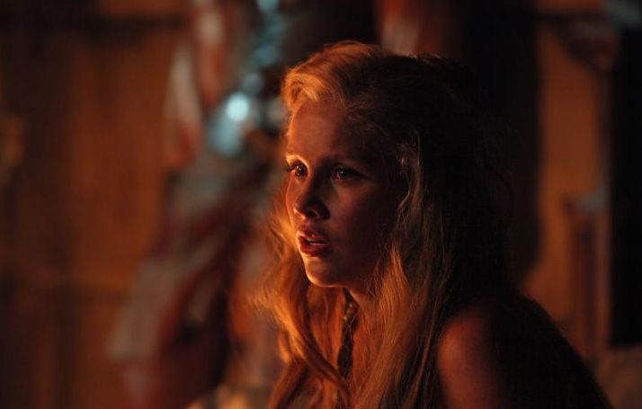 The Vampire Diaries : Fotoğraf Claire Holt