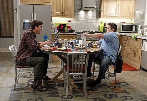 Two and a Half Men : Fotoğraf Patton Oswalt, Ashton Kutcher