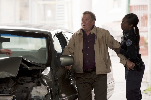 Rookie Blue : Fotoğraf William Shatner, Enuka Okuma