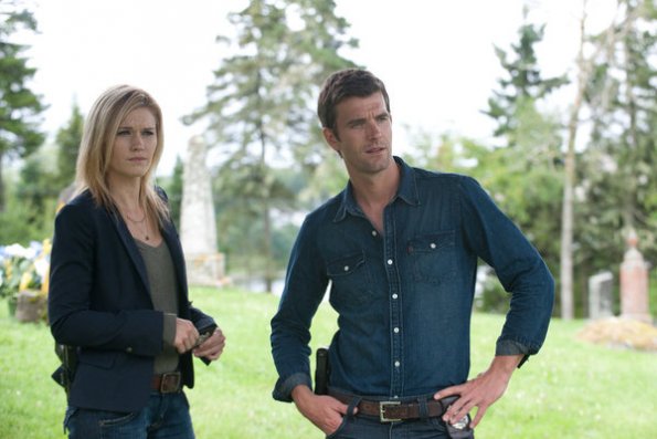 Haven : Fotoğraf Lucas Bryant, Emily Rose