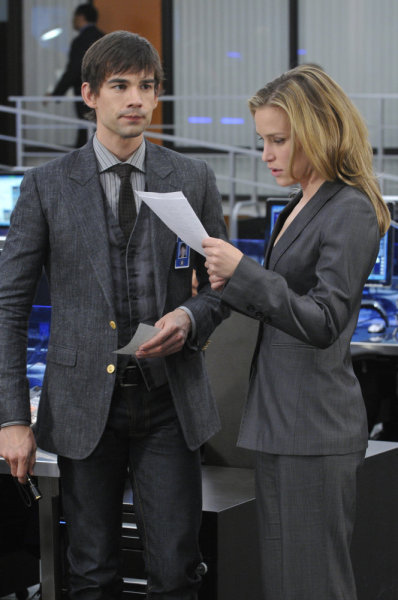 Covert Affairs : Fotoğraf Christopher Gorham, Piper Perabo