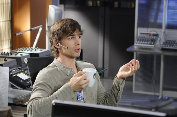 Covert Affairs : Fotoğraf Christopher Gorham