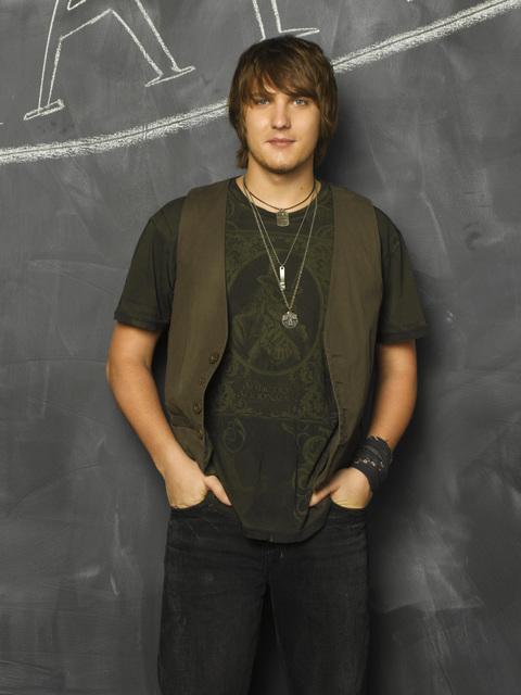 Fotoğraf Scott Michael Foster