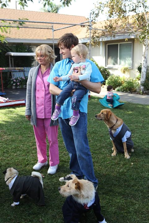 Raising Hope : Fotoğraf Martha Plimpton, Lucas Neff, Baylie Cregut