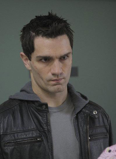 Being Human (US) : Fotoğraf Sam Witwer