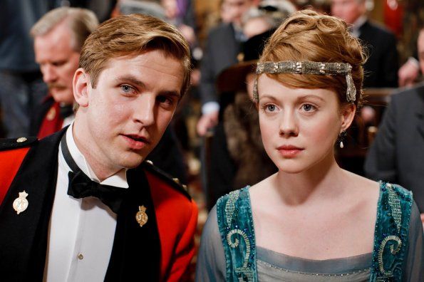 Downton Abbey : Fotoğraf Zoe Boyle, Dan Stevens