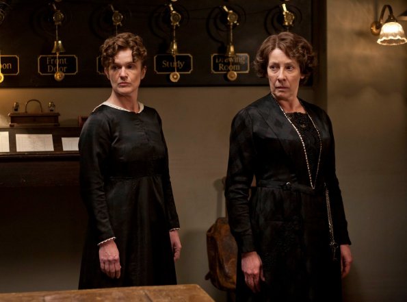 Downton Abbey : Fotoğraf Siobhan Finneran, Phyllis Logan