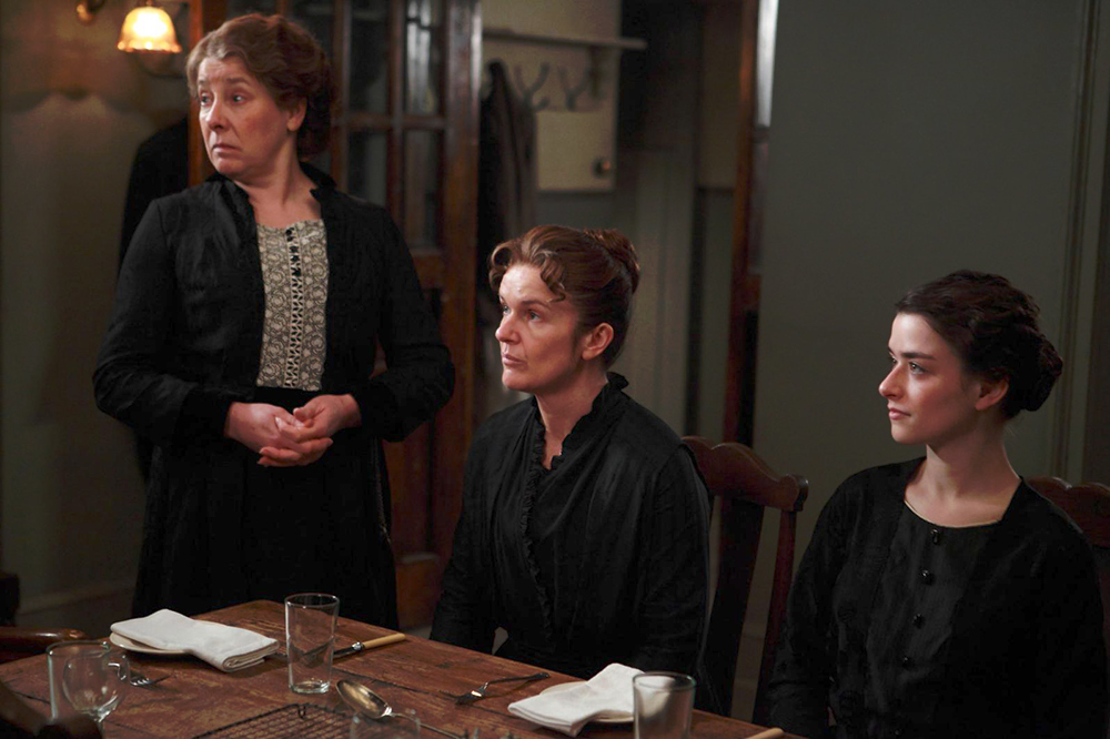 Downton Abbey : Fotoğraf Siobhan Finneran, Phyllis Logan, Lucille Sharp