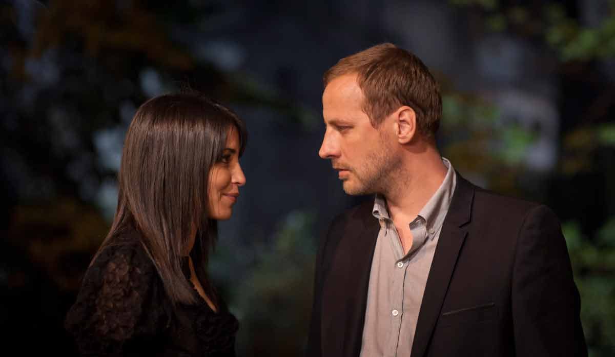 Fotoğraf Leïla Bekhti, Fred Testot