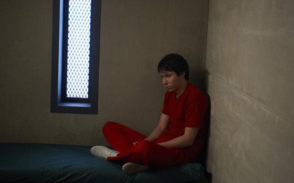 Alphas : Fotoğraf Ryan Cartwright