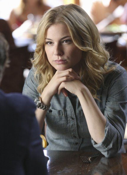Revenge : Fotoğraf Emily VanCamp