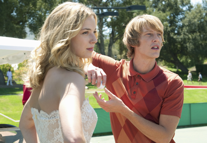 Revenge : Fotoğraf Gabriel Mann, Emily VanCamp