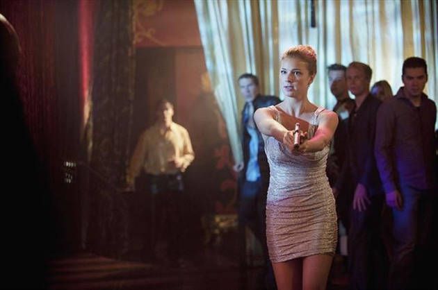 Revenge : Fotoğraf Emily VanCamp