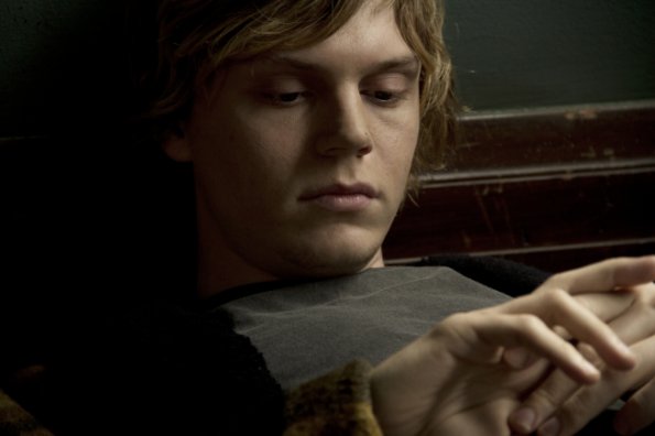 Fotoğraf Evan Peters