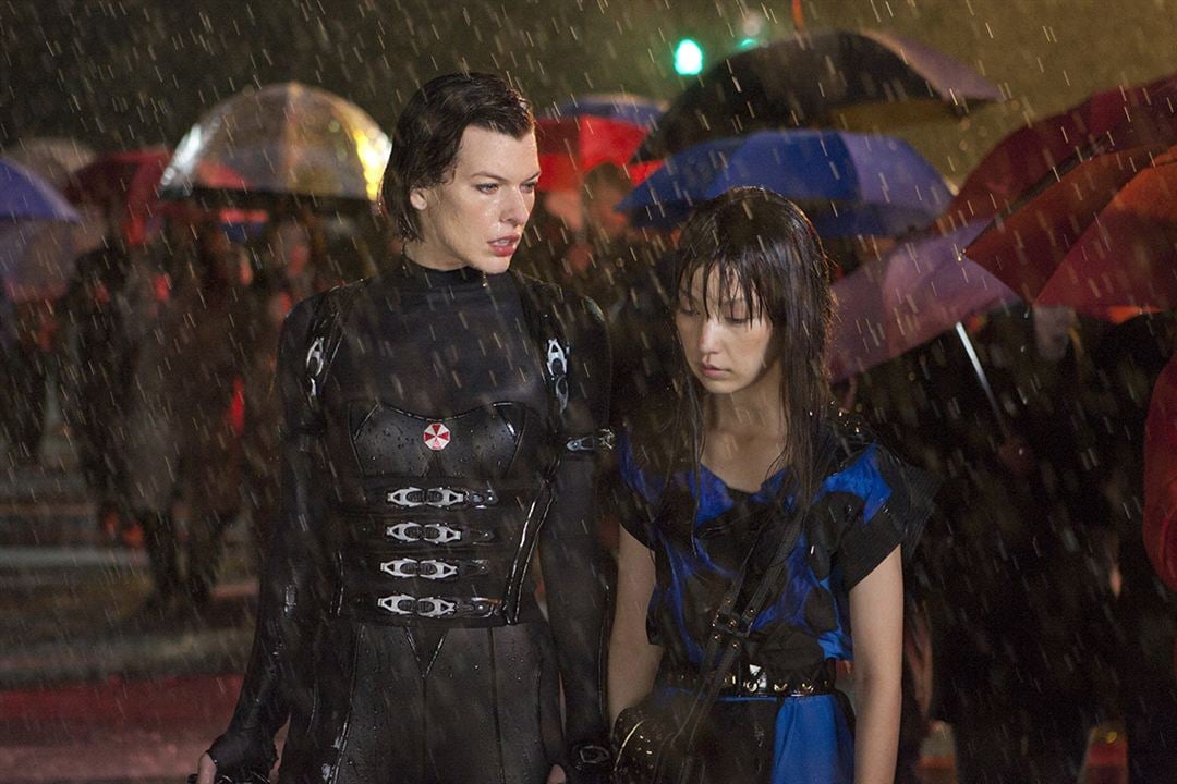 Resident Evil 5: İntikam : Fotoğraf Milla Jovovich, Mika Nakashima