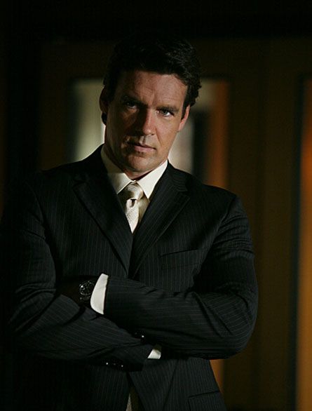 Fotoğraf David James Elliott