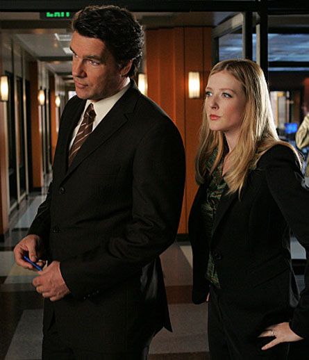 Fotoğraf David James Elliott, Jennifer Finnigan