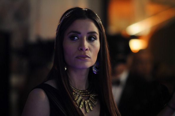 666 Park Avenue : Fotoğraf Mercedes Mason