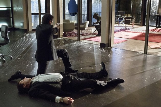 Arrow : Fotoğraf John Barrowman, Stephen Amell, Colin Donnell