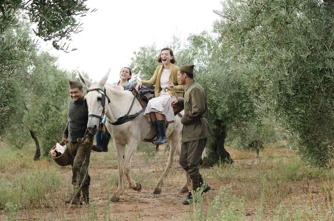 La mula : Fotoğraf Mario Casas, Secun de la Rosa, María Valverde