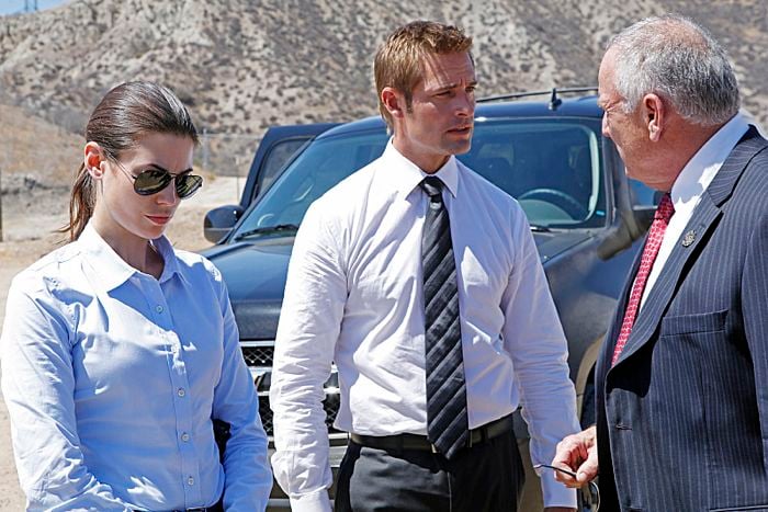 Fotoğraf Josh Holloway, Meghan Ory