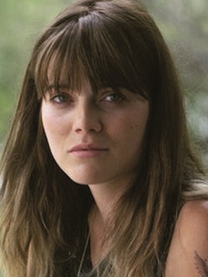 Afiş Emma Greenwell