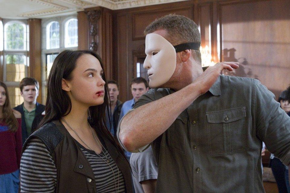 Crisis : Fotoğraf Stevie Lynn Jones