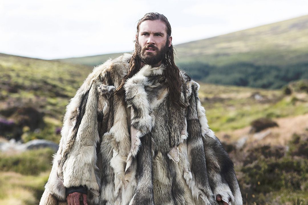 Fotoğraf Clive Standen