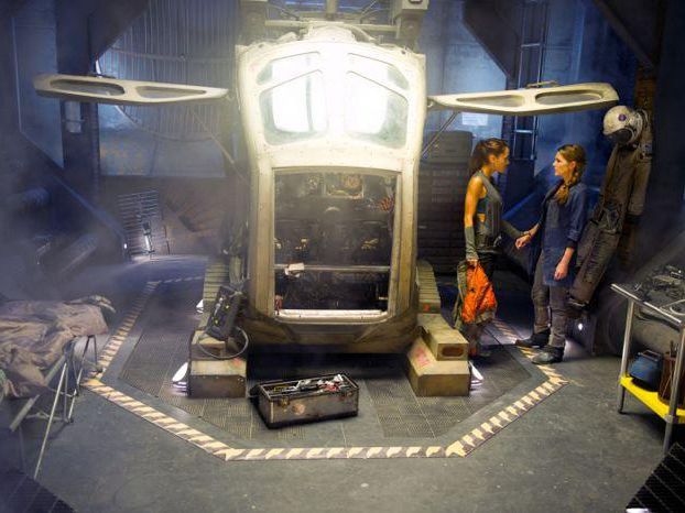 Fotoğraf Paige Turco, Lindsey Morgan