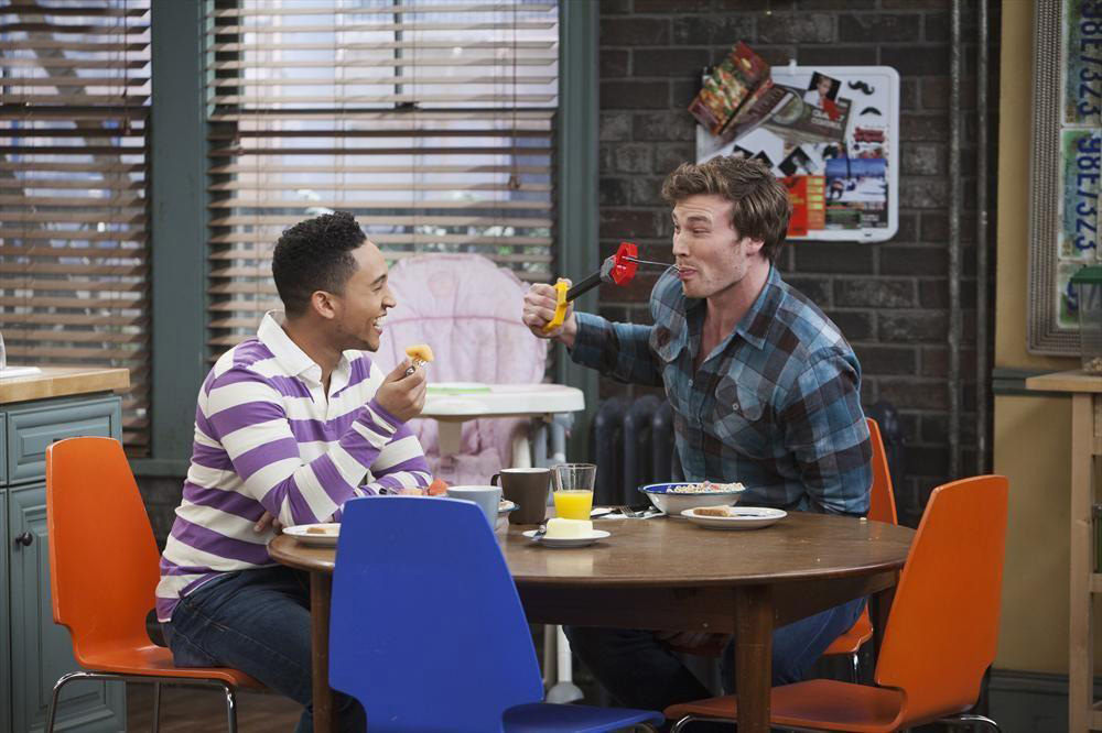 Fotoğraf Tahj Mowry, Derek Theler