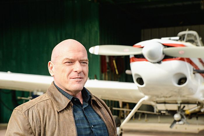 Fotoğraf Dean Norris