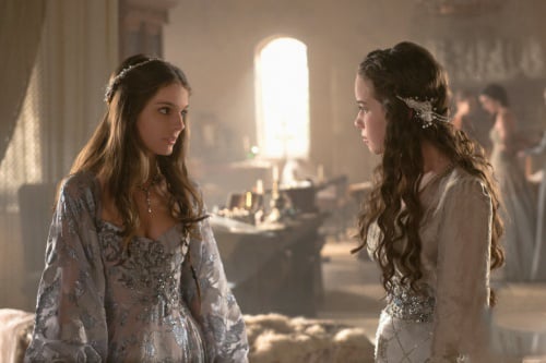 Fotoğraf Caitlin Stasey, Anna Popplewell