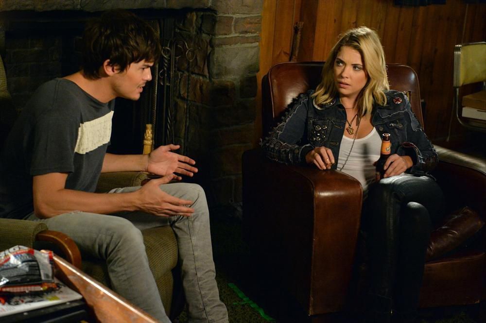 Fotoğraf Ashley Benson, Tyler Blackburn