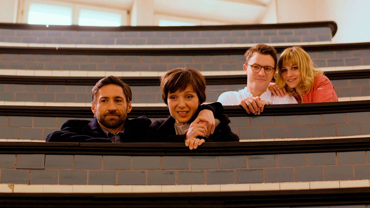 Fotoğraf Benjamin Sadler, Julia Koschitz