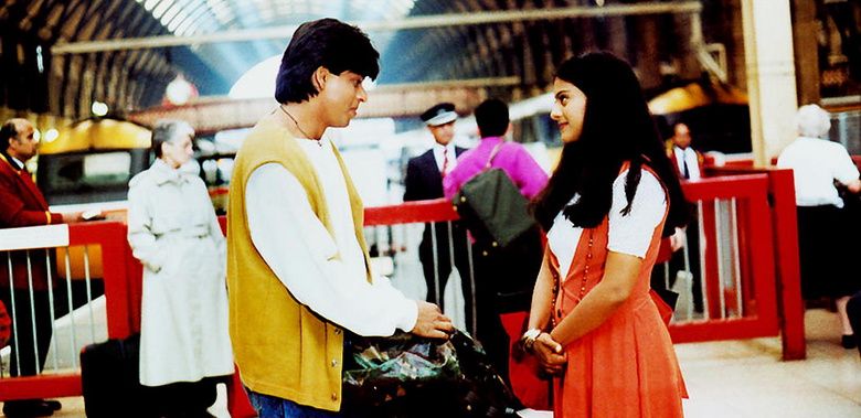 Dilwale Dulhania Le Jayenge : Fotoğraf Kajol Devgn, Shah Rukh Khan