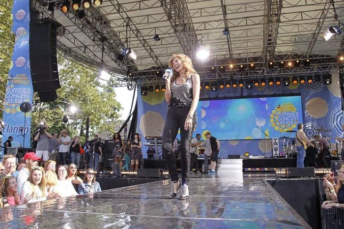 Nashville : Fotoğraf Connie Britton