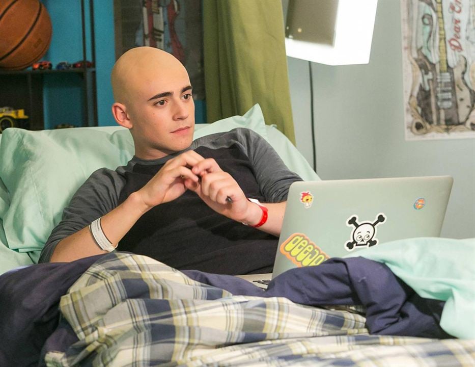 Red Band Society : Fotoğraf Charlie Rowe