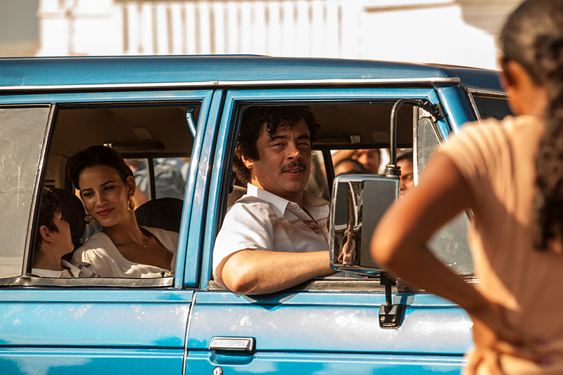 Escobar: Kayıp Cennet : Fotoğraf Benicio Del Toro, Laura Londoño