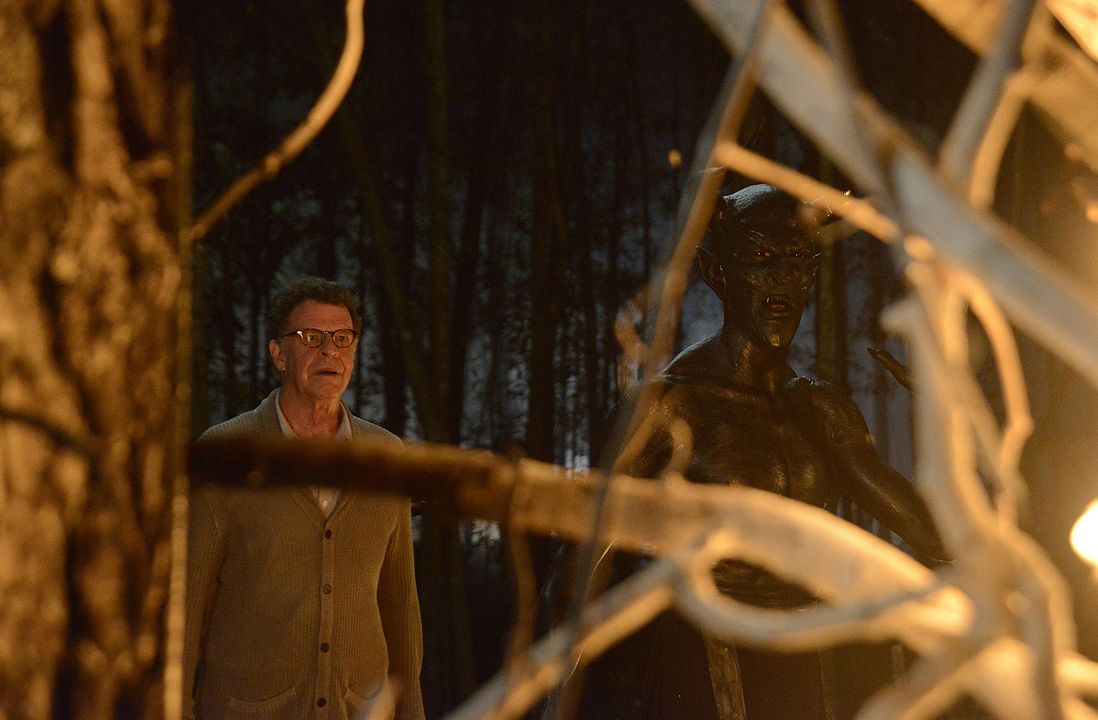 Fotoğraf John Noble