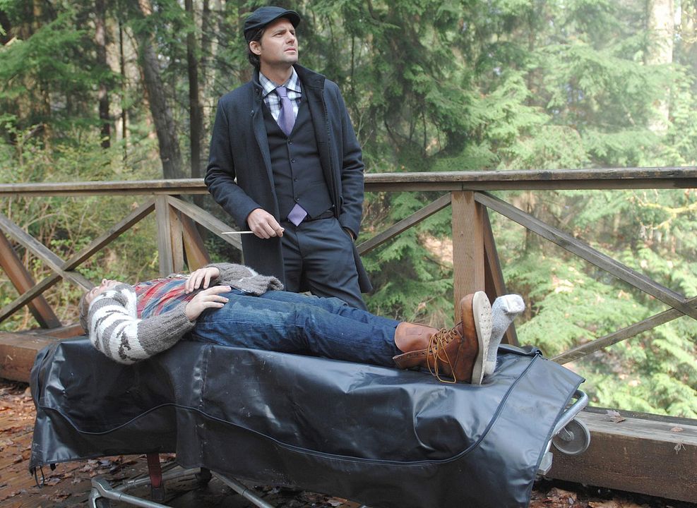 Backstrom : Fotoğraf Kristoffer Polaha