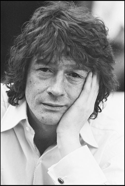 Vignette (magazine) John Hurt