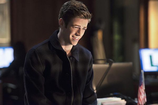 Fotoğraf Grant Gustin