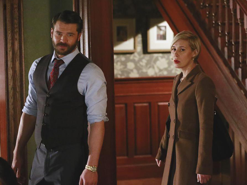 Fotoğraf Liza Weil, Charlie Weber