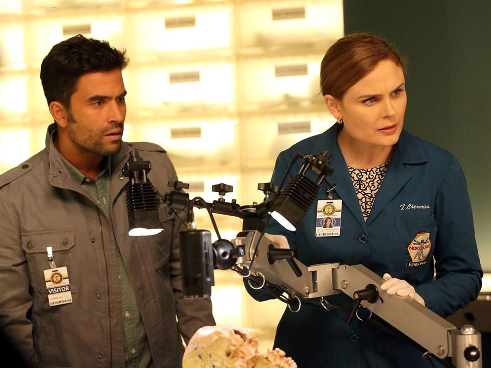 Bones : Fotoğraf Ignacio Serricchio, Emily Deschanel