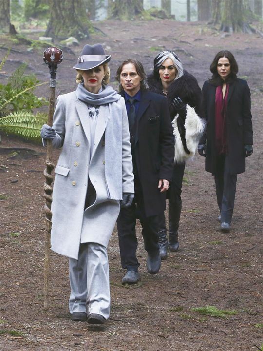 Once Upon a Time : Fotoğraf Victoria Smurfit, Kristin Bauer, Robert Carlyle, Lana Parrilla