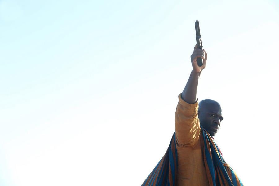 Fotoğraf Adewale Akinnuoye-Agbaje