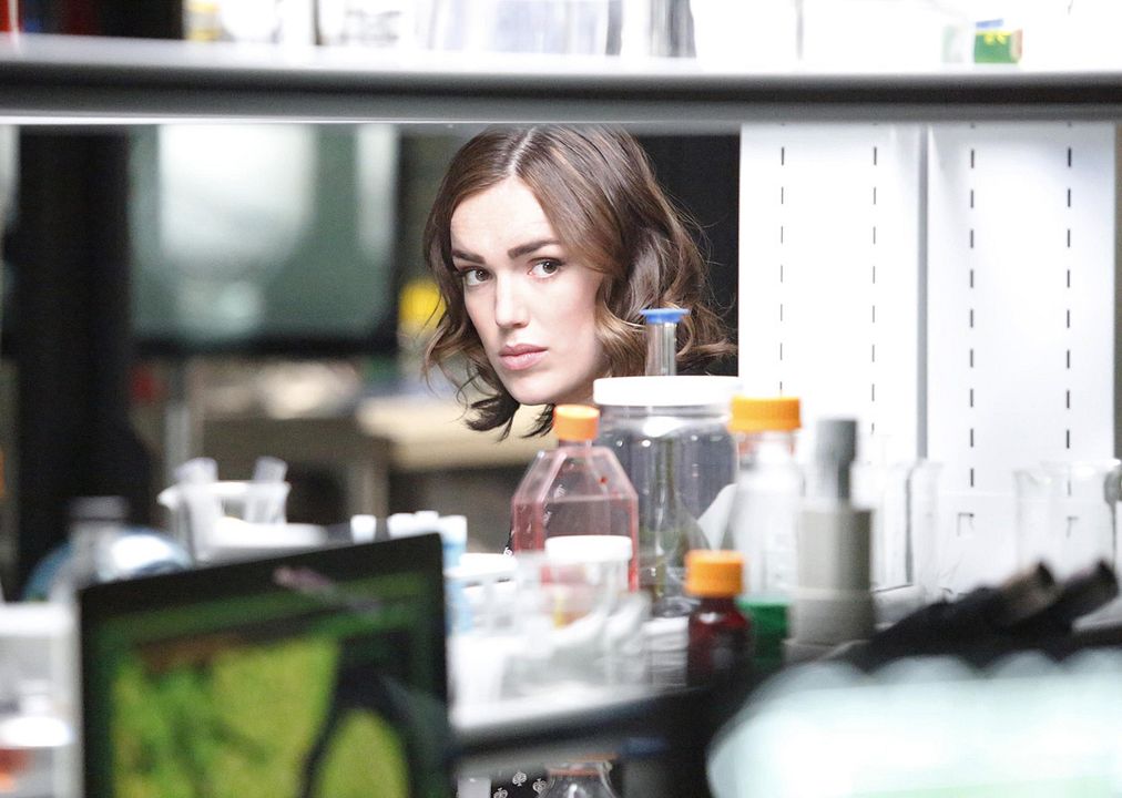 Fotoğraf Elizabeth Henstridge