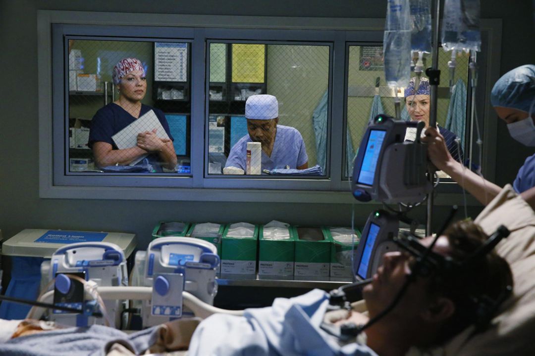 Grey's Anatomy : Fotoğraf Jerrika Hinton, Caterina Scorsone, Sara Ramirez