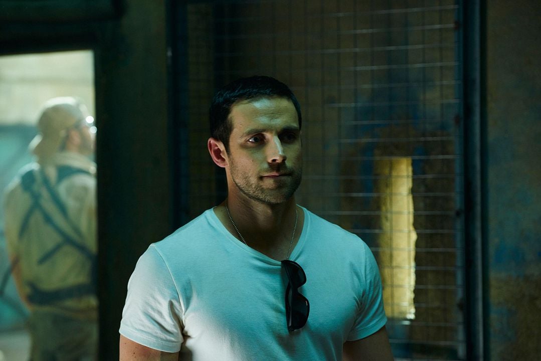 Orphan Black : Fotoğraf Dylan Bruce