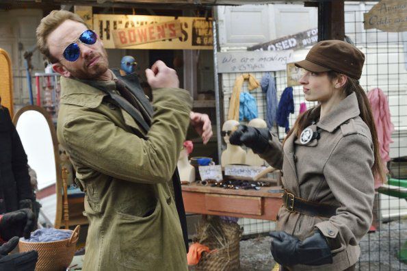 Defiance : Fotoğraf Anna Hopkins, Grant Bowler